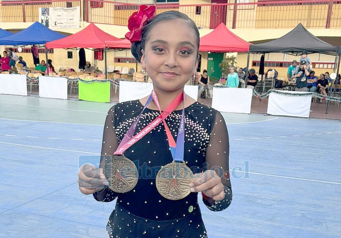 Antonella Cádiz Cabrera, campeona nacional en las categorías Libre y Artístico.