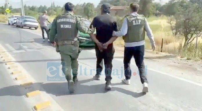 Este es el momento de la detención de este delincuente.