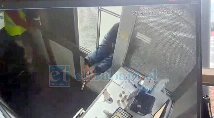 Así actuaba este delincuente en el peaje Las Vegas.