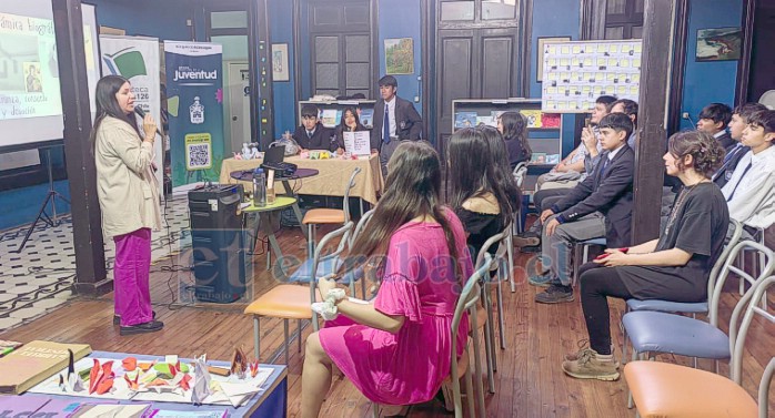 Este miércoles 10 de diciembre se realizó un homenaje a los 80 años del Nobel de Literatura de Gabriela Mistral.