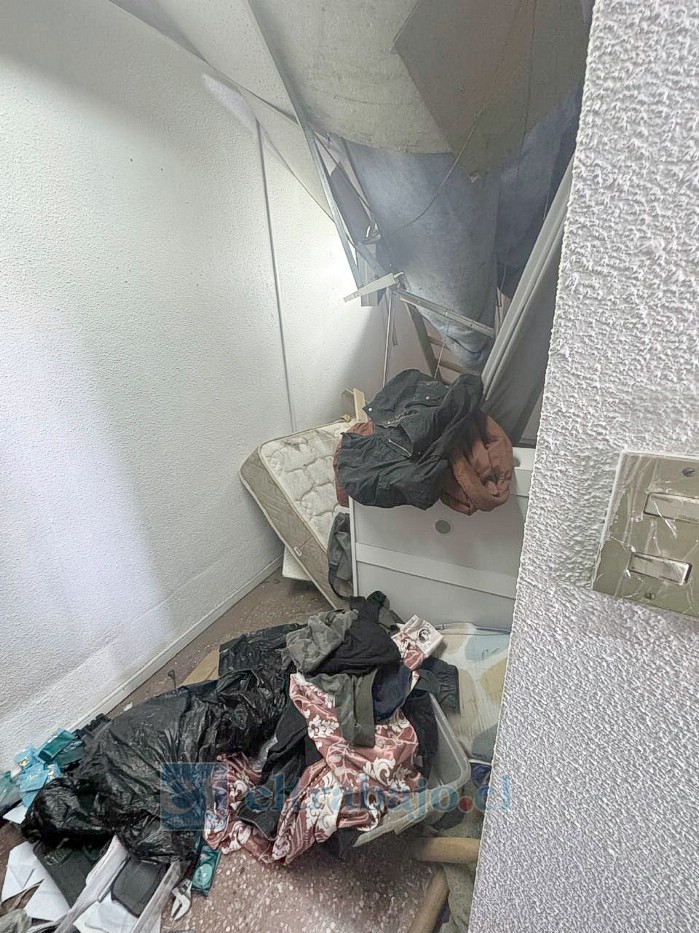 Así quedó parte del inmueble luego del robo.