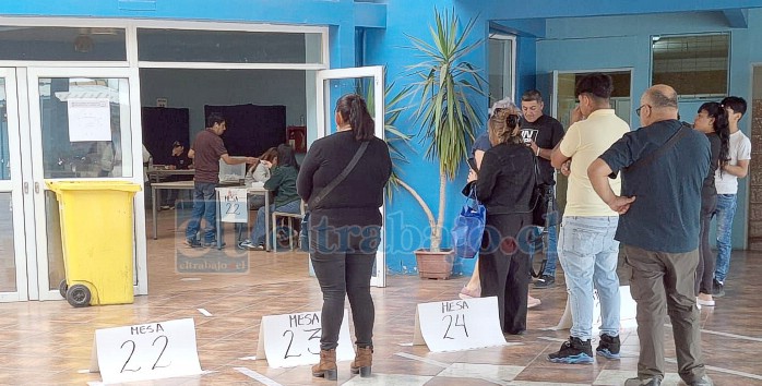 Así se organizaron en el Liceo Bernardo O´Higgins.
