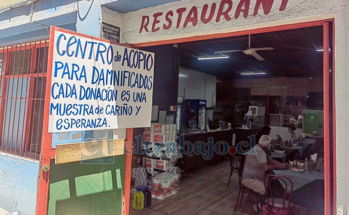 Alimentos no perecibles, artículos de aseo y alimento para mascotas forman parte de las donaciones reunidas en el centro de acopio ubicado en el restaurante La Pica de Namur.