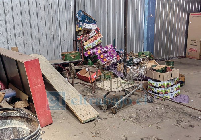 Locatarios del recinto solicitaron una mayor fiscalización, especialmente en los puestos de carácter municipal.