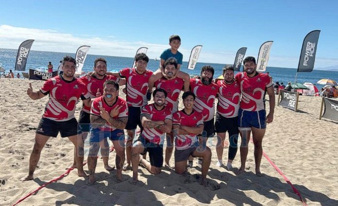 Club Dogos Rugby Santa María celebró un histórico tercer lugar en su debut en el Open Nacional de Rugby 5 de Papudo.