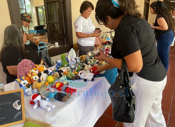 Algunos de los emprendimientos que fueron exhibidos por las mujeres.