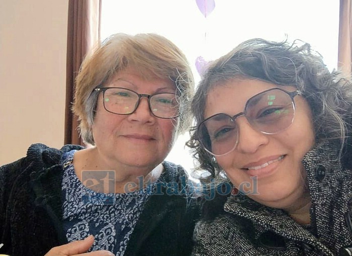 María Suárez, tesorera, junto a Loreto Molina Rifo, presidenta de la Unión Comunal para la Inclusión de la Discapacidad de San Felipe.