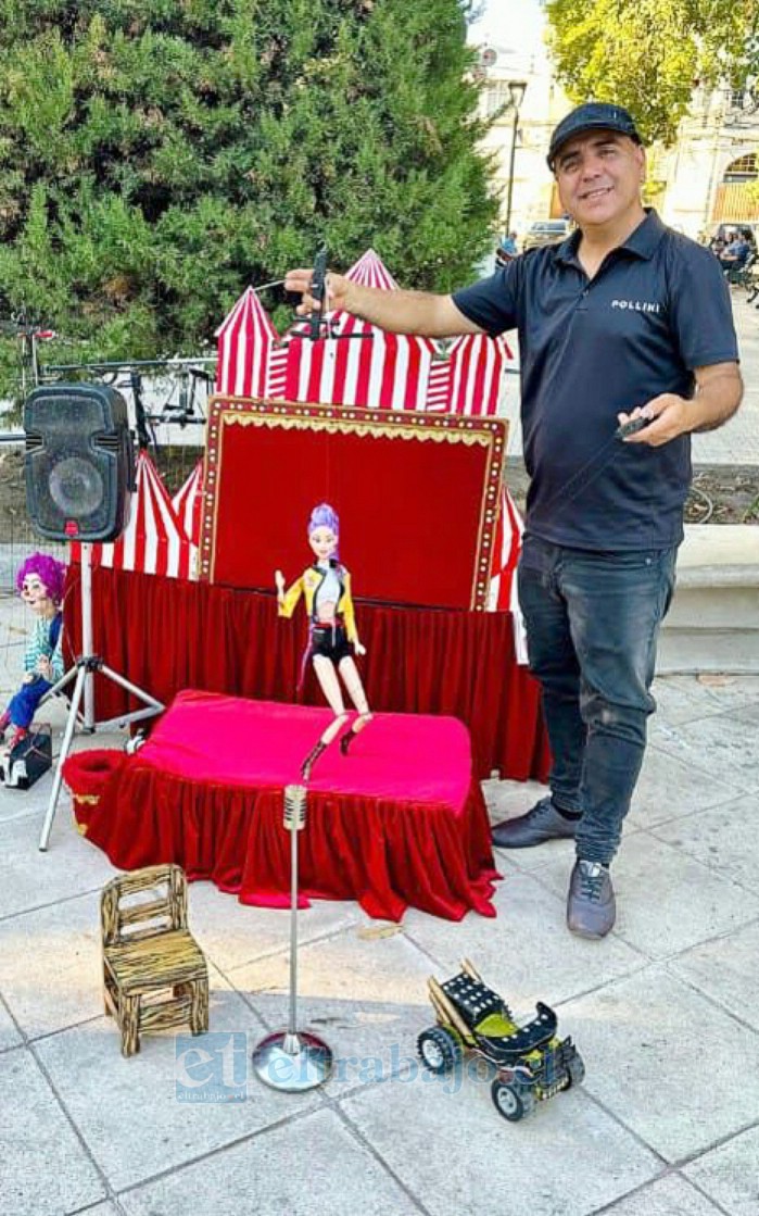 Hugo ha dedicado su vida a la construcción y manipulación de marionetas, llevando alegría y aprendizaje a niños y niñas a través de sus espectáculos.