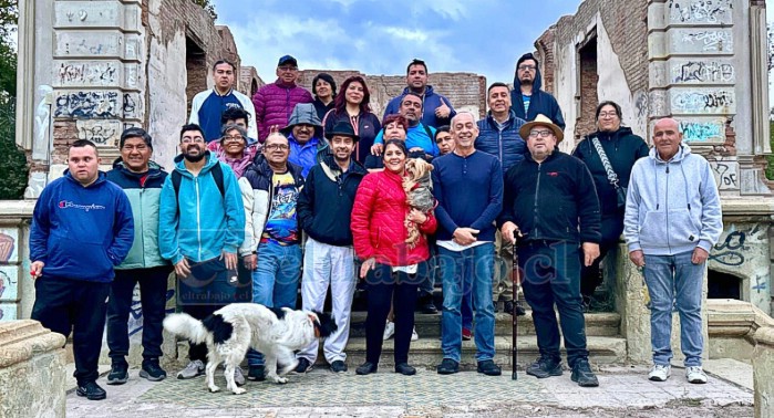 La actividad fue guiada por gestores patrimoniales, quienes entregaron antecedentes históricos y arquitectónicos del recinto.