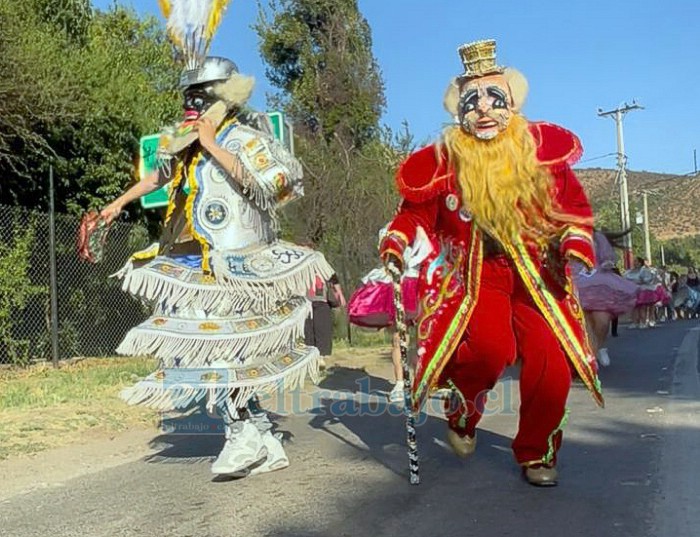 La fraternidad mantiene abierta su convocatoria para sumar nuevos integrantes como danzantes y también músicos para su banda promesera.