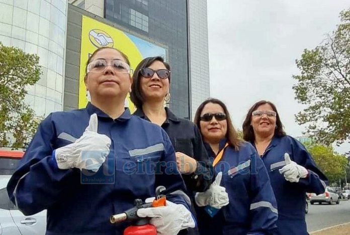 Programa Mujeres Gásfiter de Esval recibió 1.351 inscripciones.