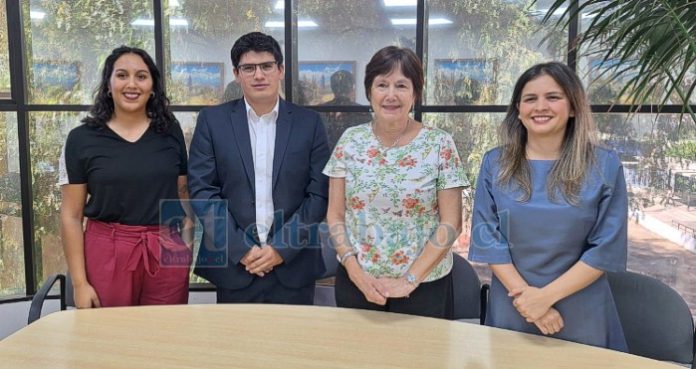 Catalina Parada, Juan Sepúlveda, alcaldesa Carmen Castillo y Sheref Ibáñez.
