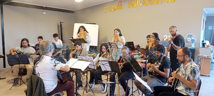 Más de dos décadas de formación artístico-musical con identidad latinoamericana.