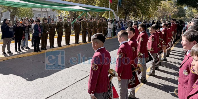 La Banda de Guerra e Instrumental ‘José Venegas Martínez’ acompañó el homenaje.