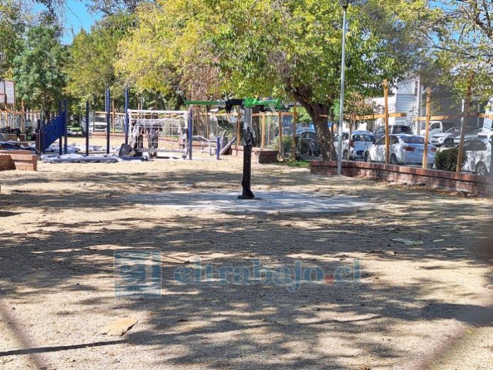 Ya instalan los juegos en la alameda O´Higgins.