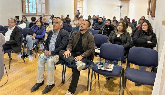 La reunión contó con una concurrencia muy amplia.