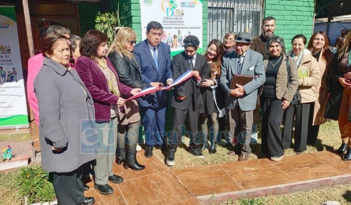 El corte de cinta marcó el inicio oficial del nuevo espacio destinado a fortalecer la inclusión y la atención integral de personas con discapacidad en la comuna.