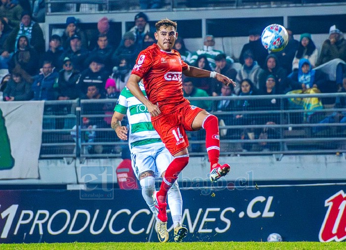Desde la banca Bairo Riveros entró sin éxito a tratar de cambiar la historia (Foto: Gentileza Comunicaciones Deportes Temuco).