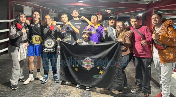 Delegación de Akonkawua Clan junto a apoderados y compañeros en Coquimbo.