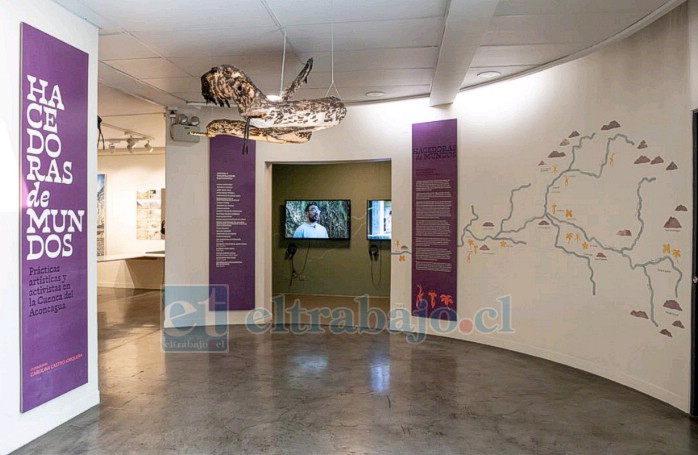 La exposición ‘Hacedoras de Mundos’ reúne obras y registros de artistas, investigadores y organizaciones socioambientales de la cuenca del Aconcagua, invitando a reflexionar sobre la protección de este importante ecosistema y su riqueza biocultural.