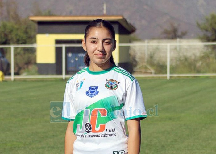 Renata León fue convocada a la Selección Chilena.