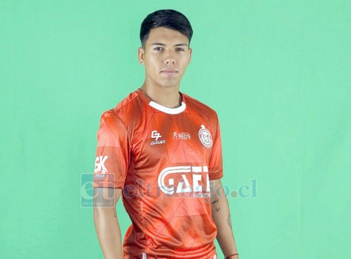 Valentín Sánchez, joven futbolista oriundo de Los Andes y formado en Unión San Felipe, fue convocado a la Selección Chilena Sub-20 para disputar los amistosos frente a Brasil los próximos 6 y 9 de junio.