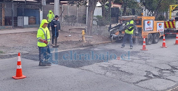 Comenzaron trabajos de bacheo y mejoramiento de calles en San Felipe. 