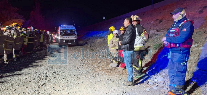 Equipos de Bomberos, Carabineros y Seguridad Municipal se unieron en la búsqueda de la menor.