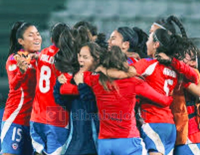 La selección femenina U17 celebra su clasificación al Mundial de Marruecos.  