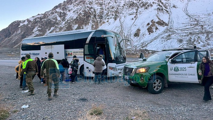 Bus sufrió un desperfecto mecánico. 