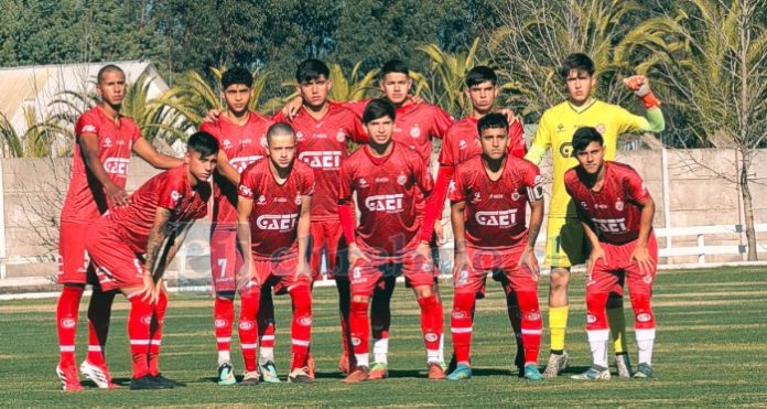 La serie U18 del Uní Uní será finalista de su serie en el Regional de la ANFP.