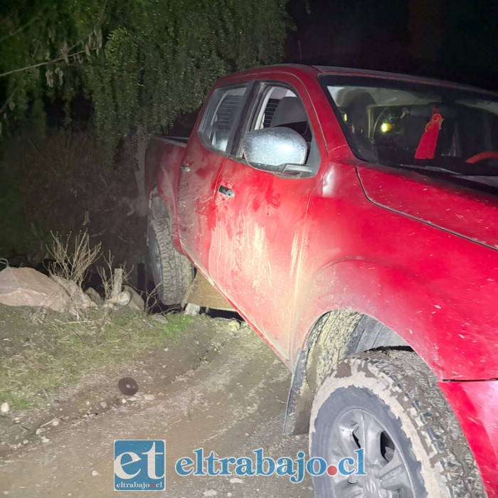 La camioneta en la que circulaban los otros delincuentes fue abandonada en el sector de Las Palmas. 