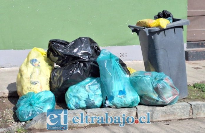 Municipio llamó a no sacar la basura ese día para evitar microbasurales.