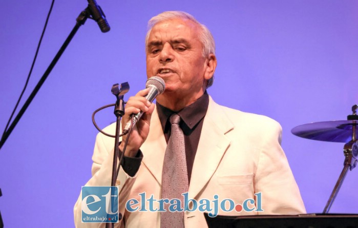 Juan Rivera también presente en la celebración de los 62 años del grupo sanfelipeño (Imagen: municipio de San Felipe).