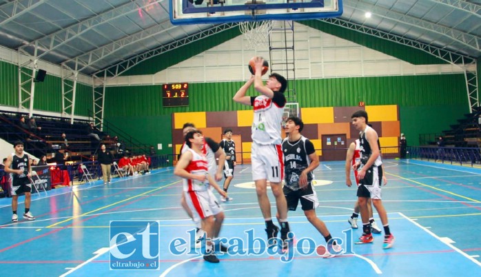 San Felipe Basket durante uno de los partidos de la actual Liga de Desarrollo.