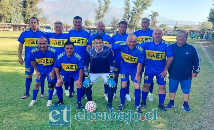 Tsunami dio el golpe al quedarse con el liderato de la Liga Vecinal.