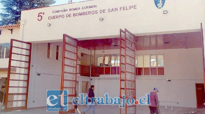 Frontis del cuartel de la Quinta Compañía de Bomberos Curimón (Imagen de archivo).