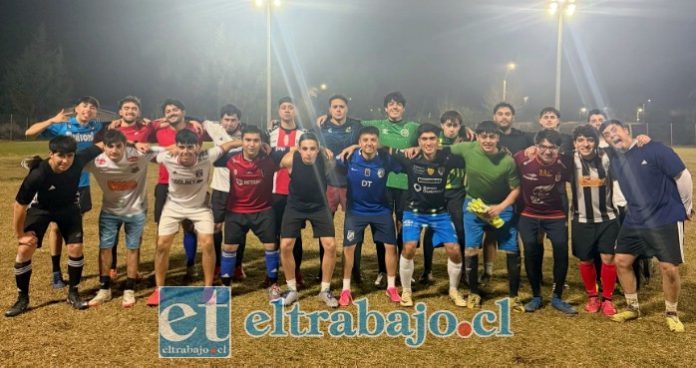 El equipo masculino de fútbol 11 contra 11 de la Universidad de Valparaíso, sede San Felipe, se prepara para participar por primera vez en los Juegos Interescuelas de Medicina (JIM).