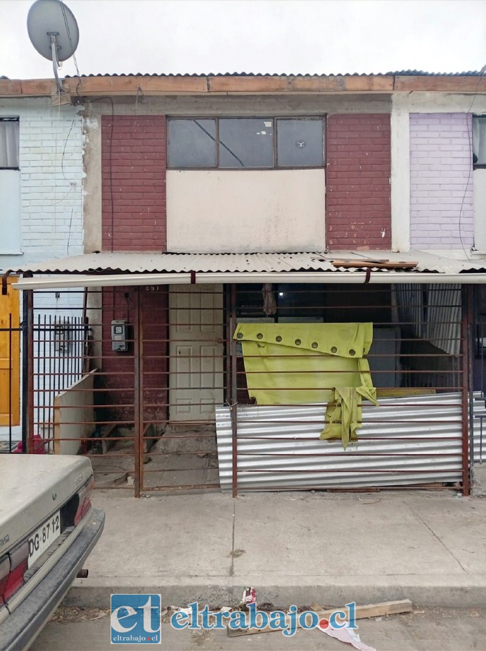 El concejal Guillermo Lillo recorrió el sector junto a dirigentes y vecinos de Villa Renacer para conocer en terreno la problemática y gestionar una solución que considere tanto a la adulta mayor como a la comunidad y al Jardín Infantil Sol Naciente.