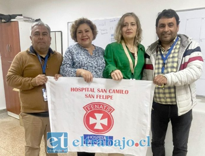 De izquierda a derecha Sergio Gutiérrez, Marisela Núñez, Sandra Santibáñez y Luís Inostroza, dirigentes de FENATS Hospital San Camilo.