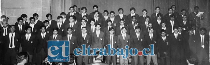 Emblemática Generación de 1970 del Liceo Roberto Humeres.