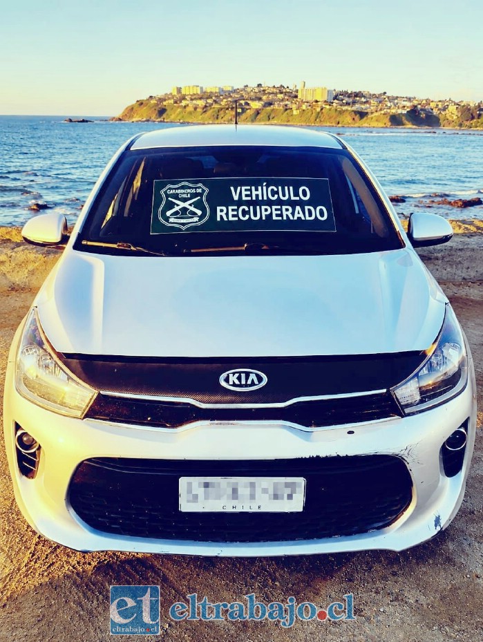 Este es el vehículo robado en San Felipe y recuperado en Quintero.